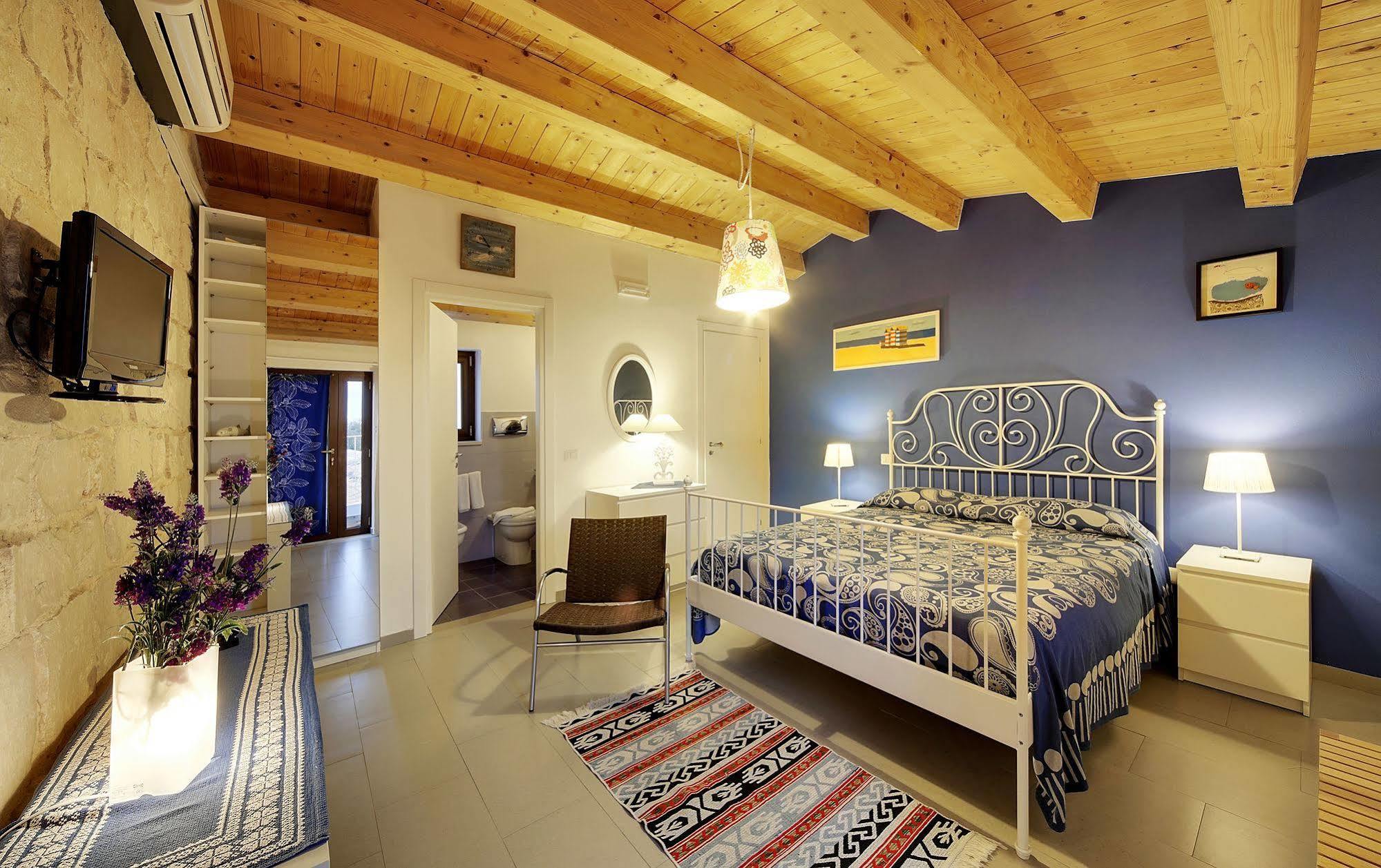 Villa U Marchisi B&B Scicli Extérieur photo