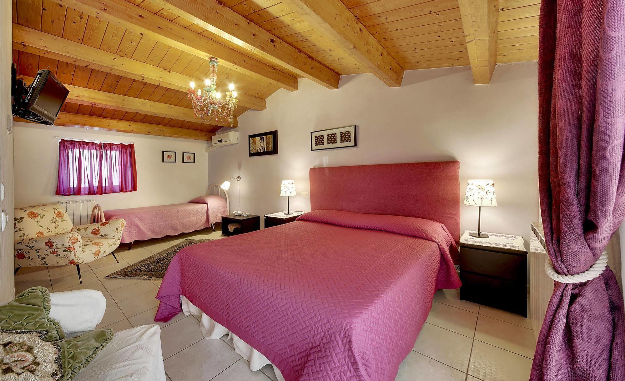 Villa U Marchisi B&B Scicli Extérieur photo